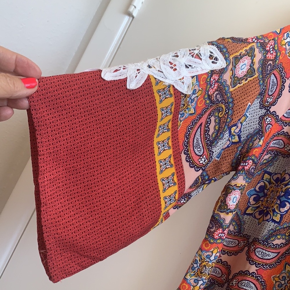 CALESAS. BLOUSE - Picture 2 of 6